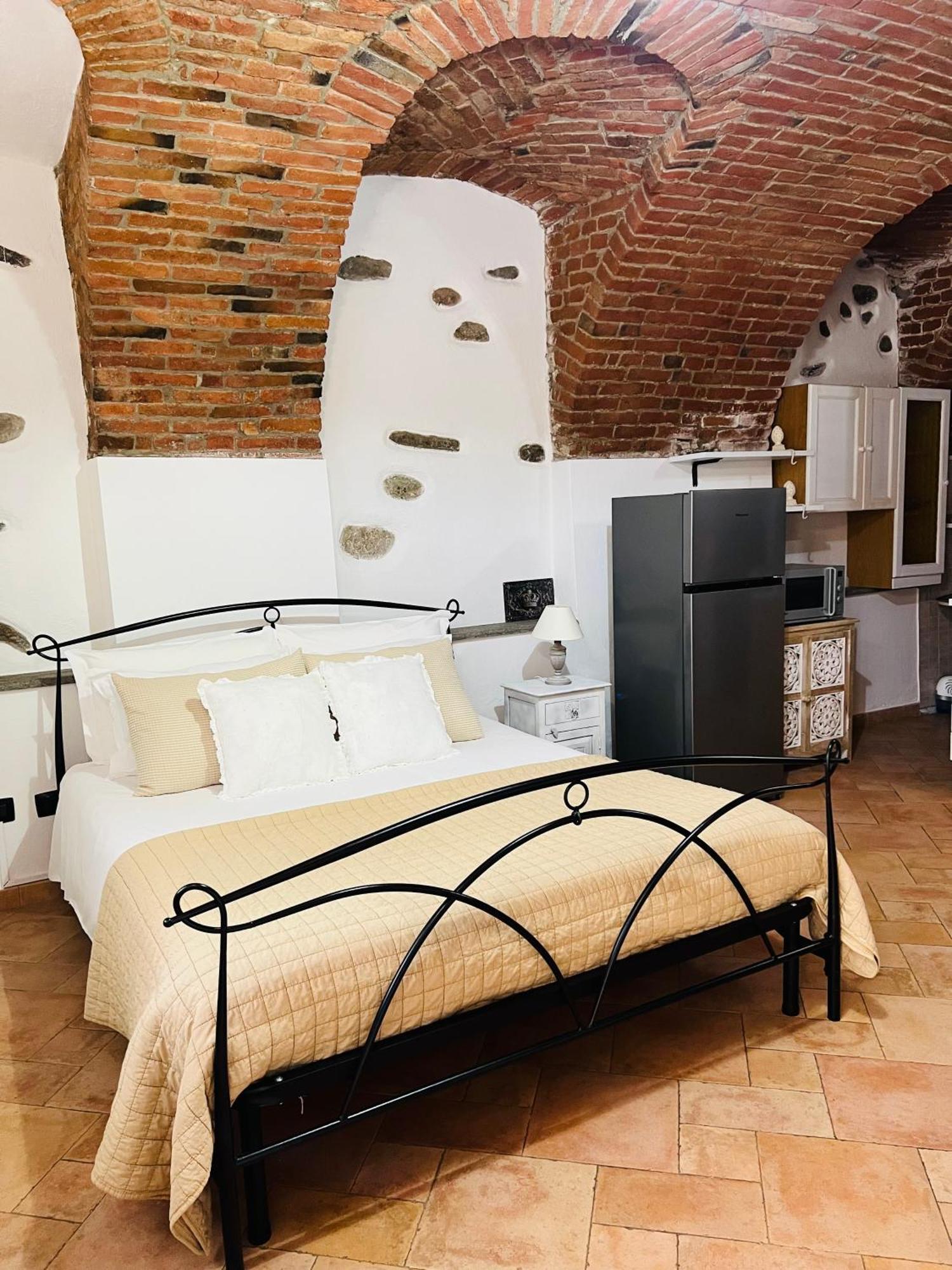 Monolocale Viverone Lake Rooms Ngoại thất bức ảnh
