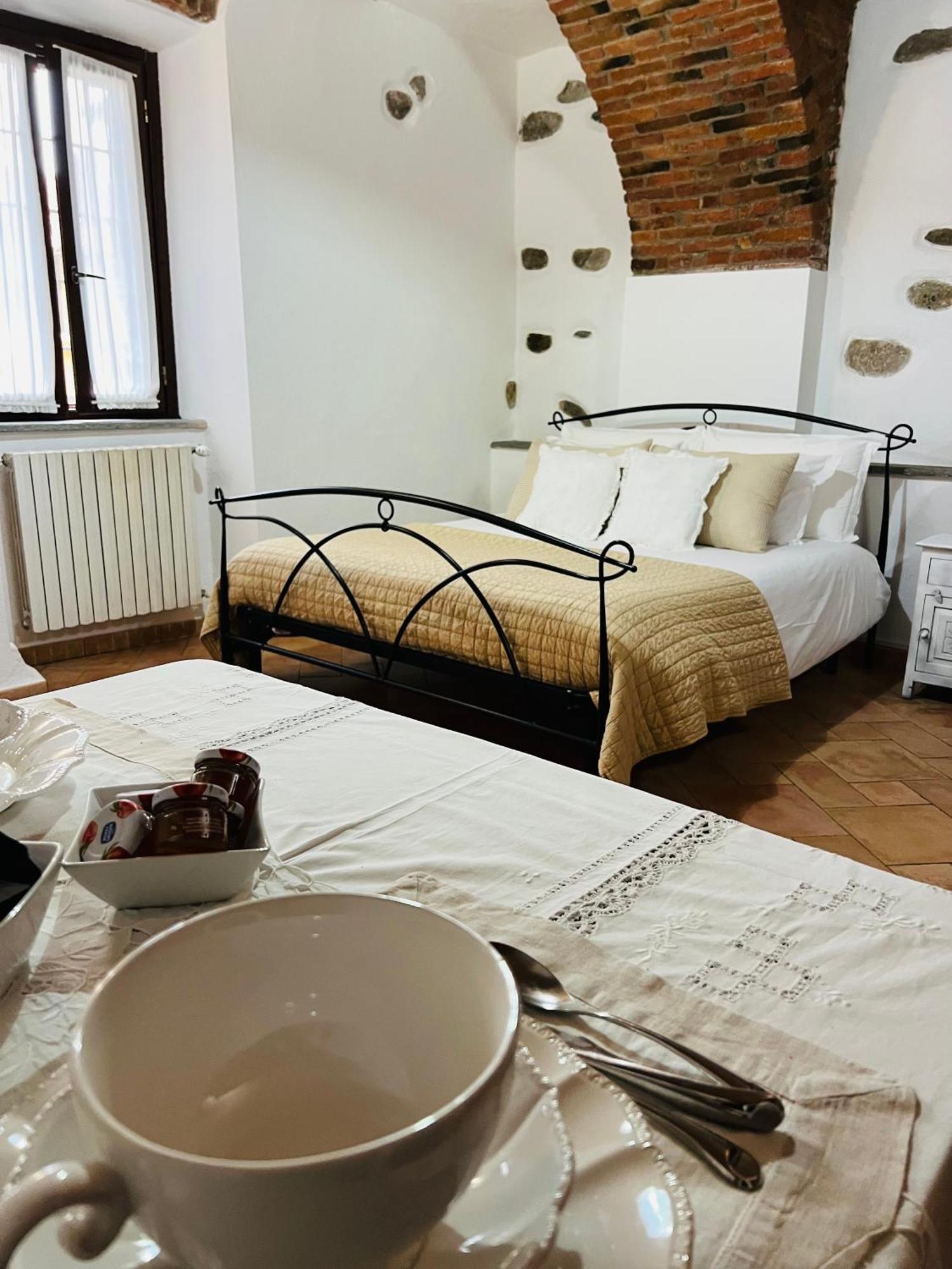 Monolocale Viverone Lake Rooms Ngoại thất bức ảnh