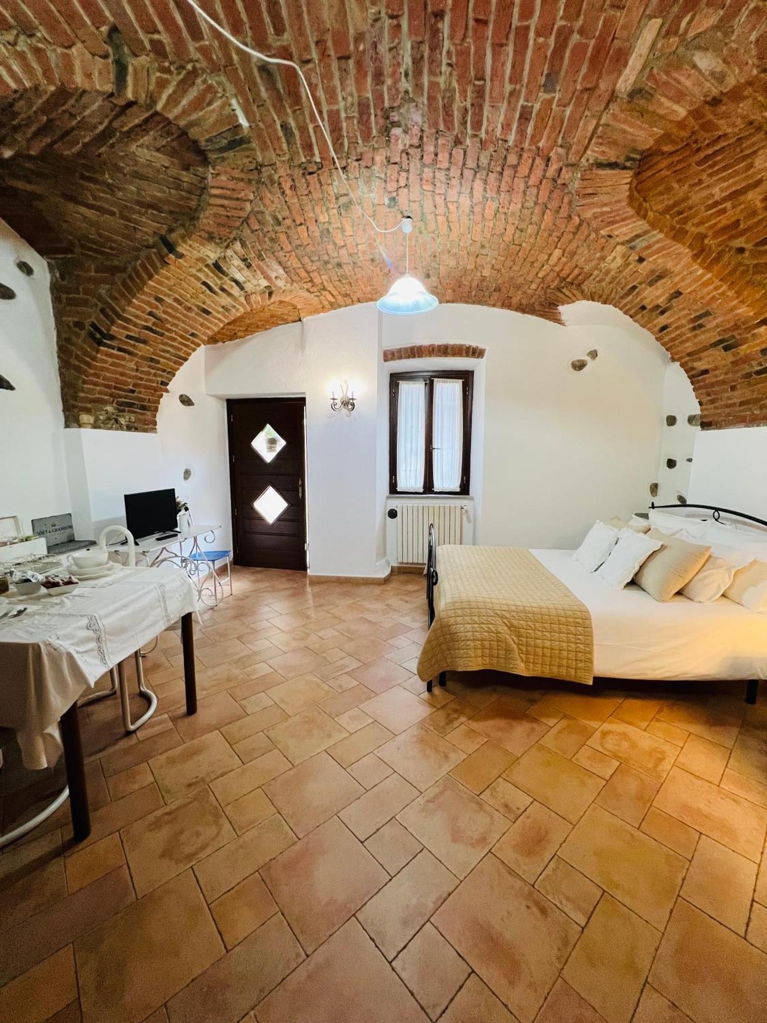 Monolocale Viverone Lake Rooms Ngoại thất bức ảnh