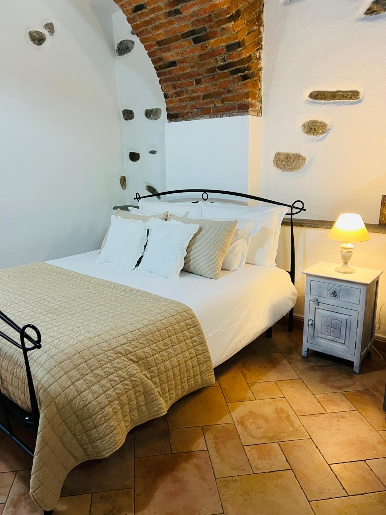 Monolocale Viverone Lake Rooms Ngoại thất bức ảnh
